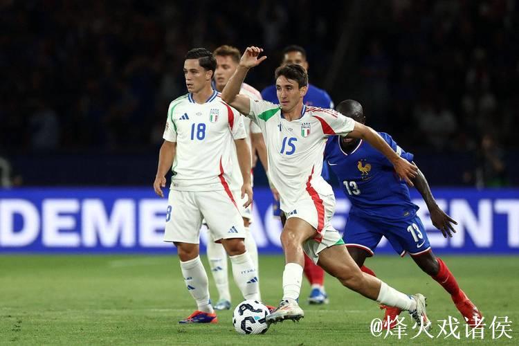 欧国联：巴尔科拉快速进球，迪马尔科建功，意大利3-1战胜法国